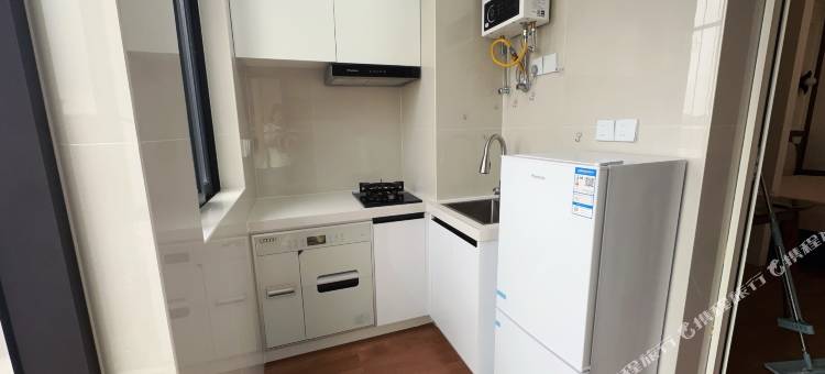 秋泊公寓(广西动物园地铁站店)图片