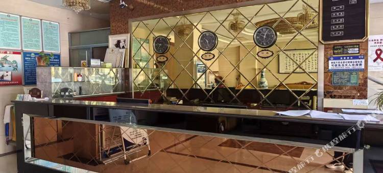 金龙商务宾馆(粟邑街大润发店)图片