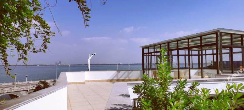 九宿山水间民宿(苏州太湖岱心湾店)图片