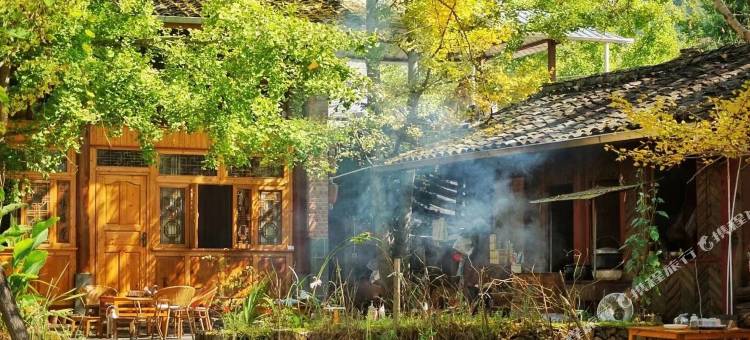 腾冲和顺依山郡花园客栈图片