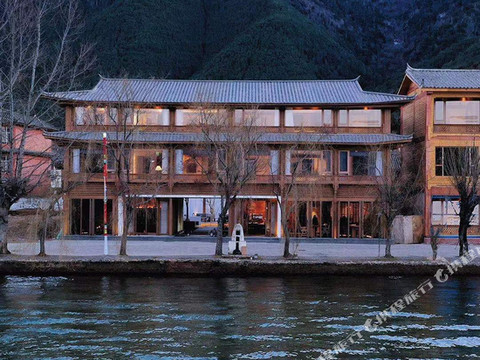 泸沽湖淳时·悠蓝