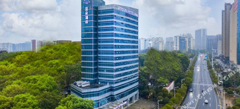 长沙红星德思勤亚朵酒店图片