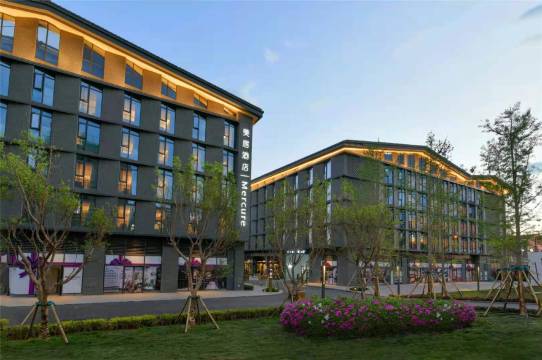 西昌邛海湿地美居酒店