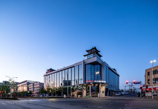 北京运河商务区希尔顿欢朋酒店外景图