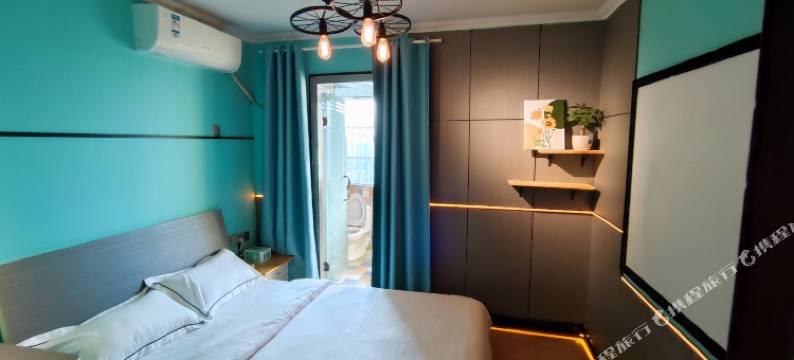 洛阳拾光电影主题民宿(大学城店)图片