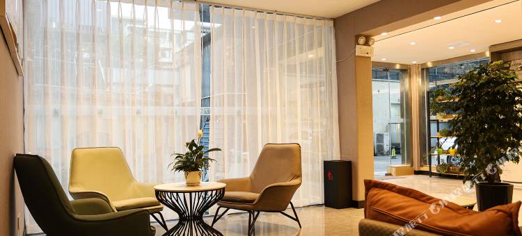 7天优品premium酒店(成都双流广场地铁站体育中心店)图片