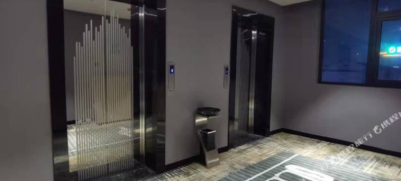 Ollie极限·主题酒店图片