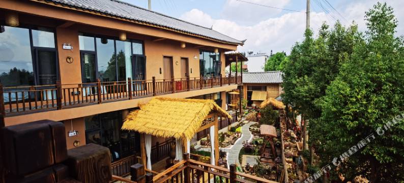 几寻暮舍民宿(临沧机场店)图片