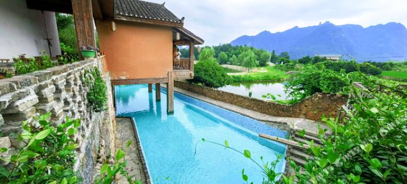 水湧金江土家族民宿(张家界国家森林公园店)图片