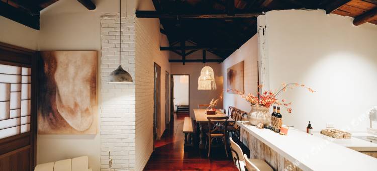 神隱之月民宿图片