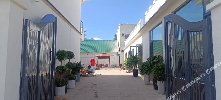 夕夏里民宿(夏塔景区店)图片