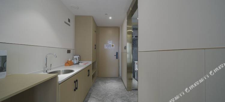 万宸丽景酒店(观月路地铁站店)图片