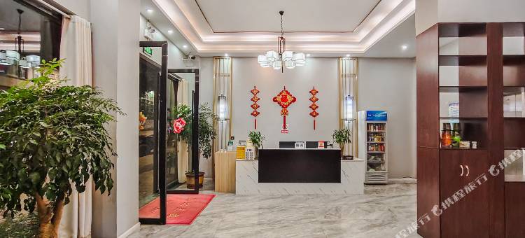 墨江鑫星商务酒店(北回归线标志园店)图片