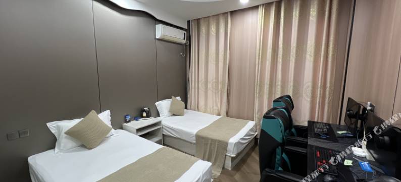 花笙电竞酒店(淮安大学城店)图片