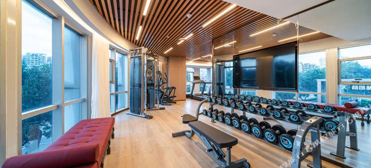 广州白云马务地铁站怡程酒店图片