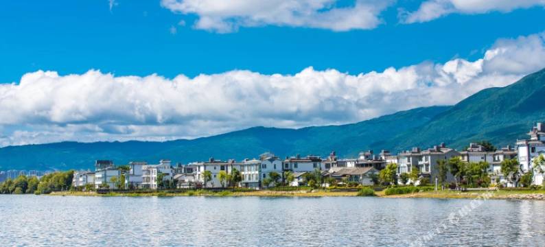 大理菲诺海景度假酒店(洱海S湾生态廊道店)图片