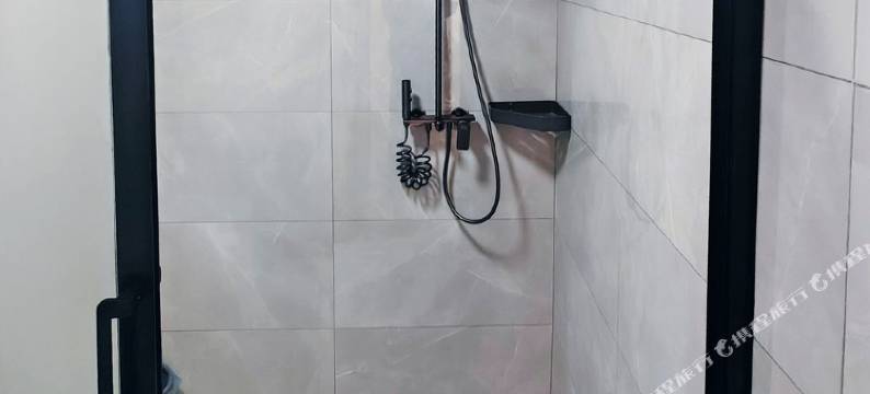 德钦海湾8号江景大酒店图片