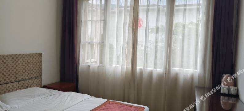 峨眉山水云间民宿图片