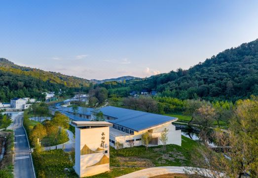 水塝印象酒店外景图