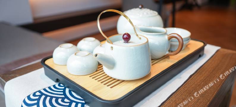 飞达河畔酒店图片