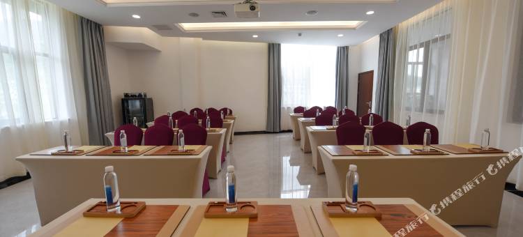 拾山听溪酒店图片