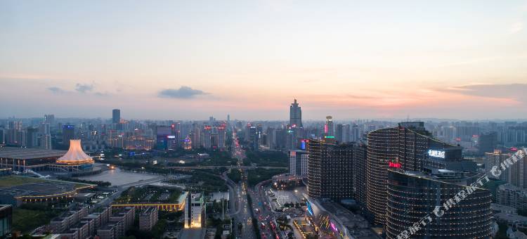 南宁万象城会展中心怡程酒店图片