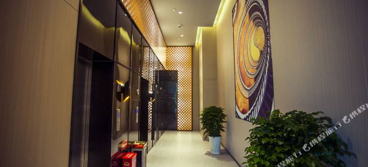 IU酒店(宜宾南溪体育中心店)图片