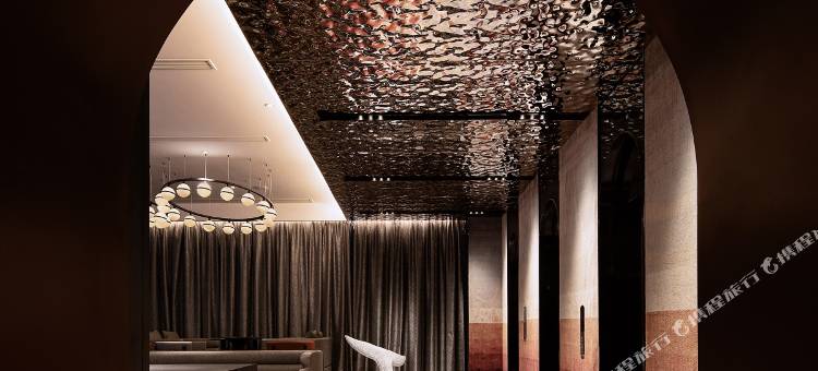 南昌NGNG酒店(红谷滩万达广场卫东地铁站店)图片