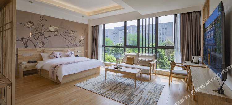 雅安隐庐民宿(万达广场店)图片