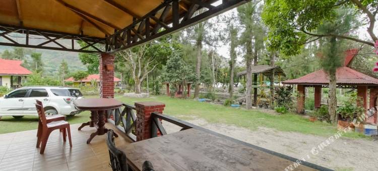 RedDoorz Plus @ Jalan Tugu Silalahi Tongging图片