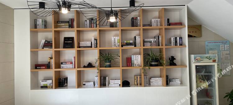 青季酒店MINI(上海友谊西路店)图片