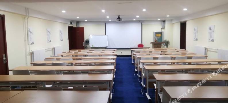 鑫龙假日酒店(胶东国际机场店)图片