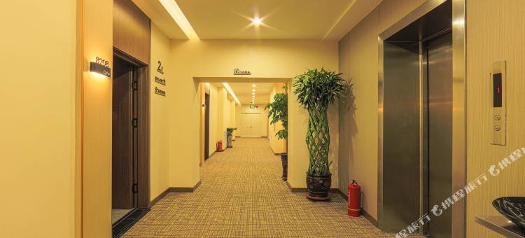 秋朵酒店(佳木斯新玛特高铁站店)图片