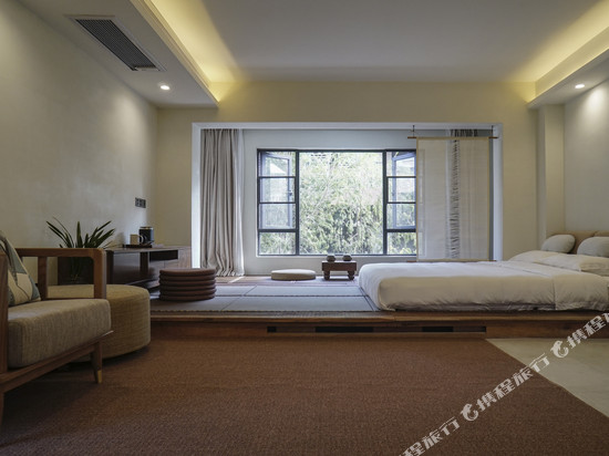 海口时语香舍民宿(海口美兰机场店)