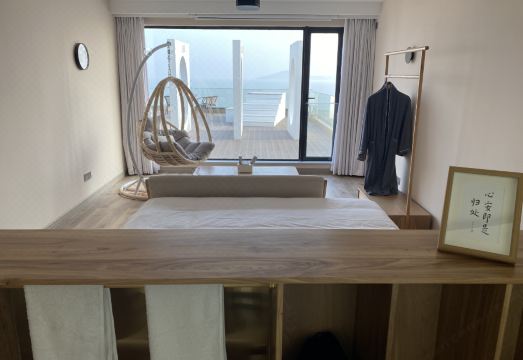 MAN HU TIME Guesthouse(Suzhou Taihu Xishan Island Store) Hotel Overview