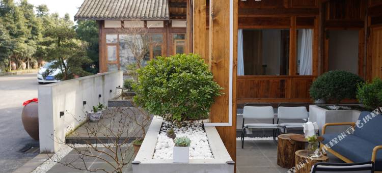 七舍闲云民宿(平乐店)图片