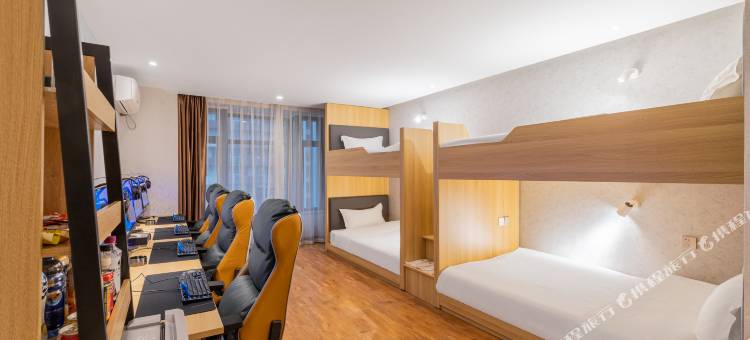 网鱼电竞酒店(成都建设路东郊记忆店)图片