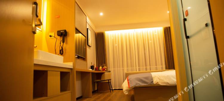 骏怡连锁酒店(滨海育才高中店)图片