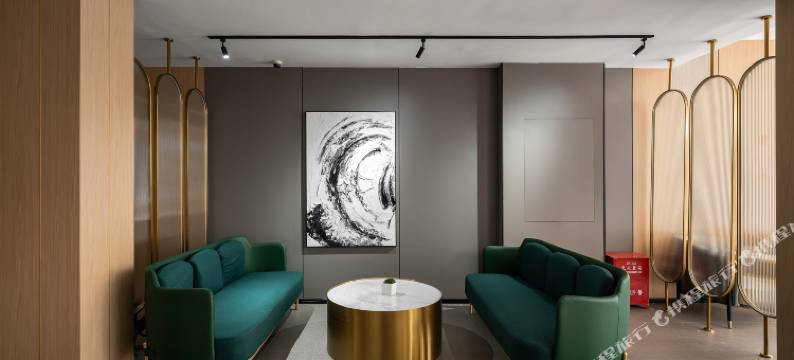 乐巢精选酒店(上海百联中环真光路地铁站店)图片