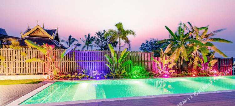 西双版纳悦景庄White银河假日别墅图片