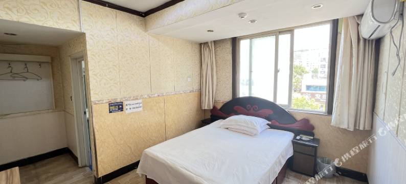 万鑫宾馆(日照苏宁广场店)图片