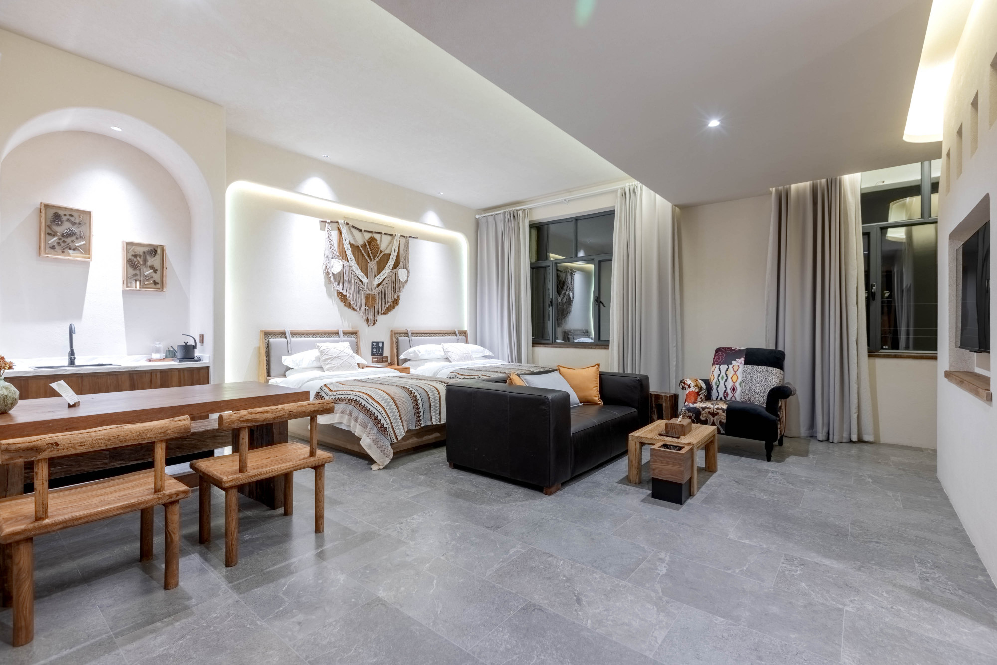 Ili Nilek Small Full Guest House Over view