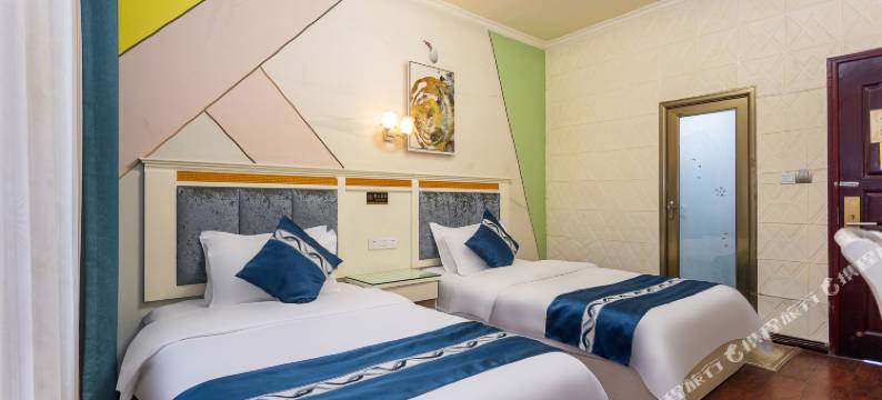 乐山宏城酒店(嘉兴路美食街店)图片