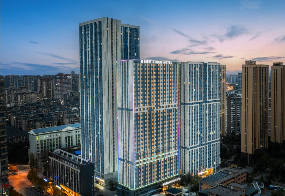 长沙车站北路亚朵酒店外景图