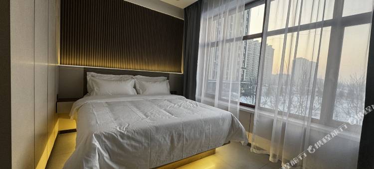 巴彦澜山民宿图片