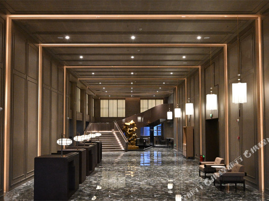 ZHONGJIE CBD HOTEL中心大酒店(沈阳中街故宫大悦城店)