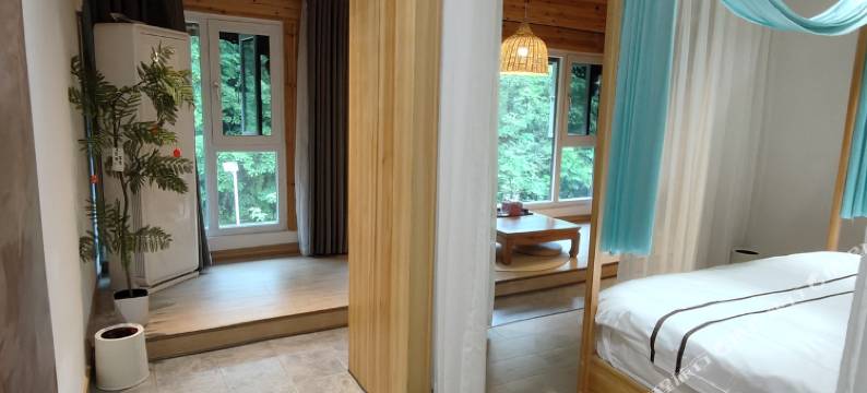 都江堰聆泉酒家民宿(青城山后山店)图片