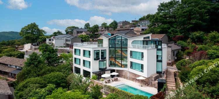 宁波东山禄房·泳池度假美墅图片