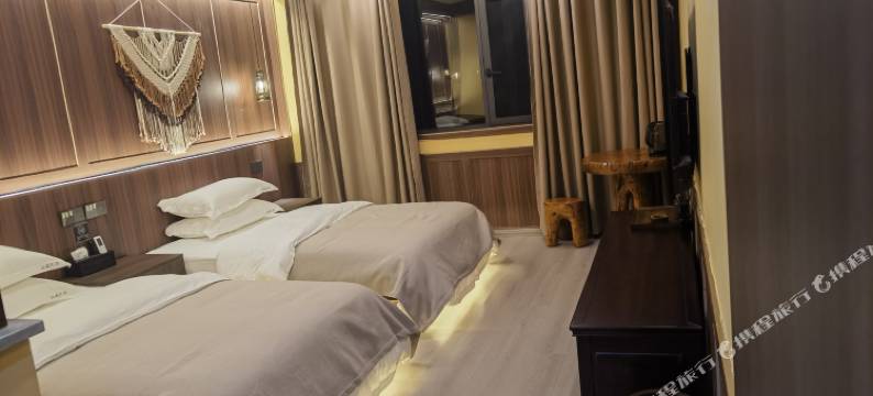 松藏山居民宿图片