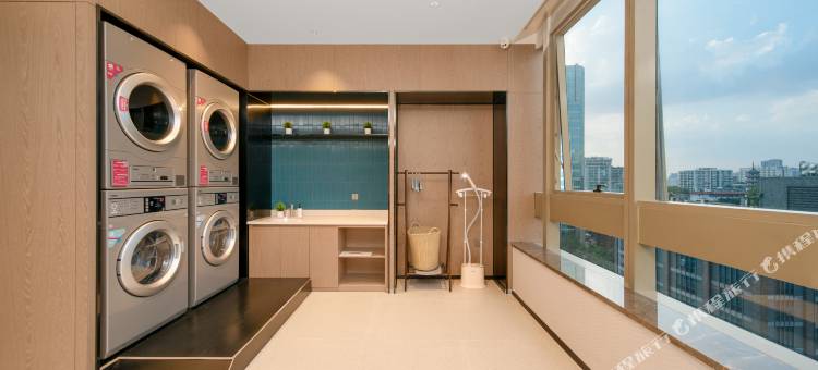 宜尚(广州北京路步行街公园前地铁站店)图片